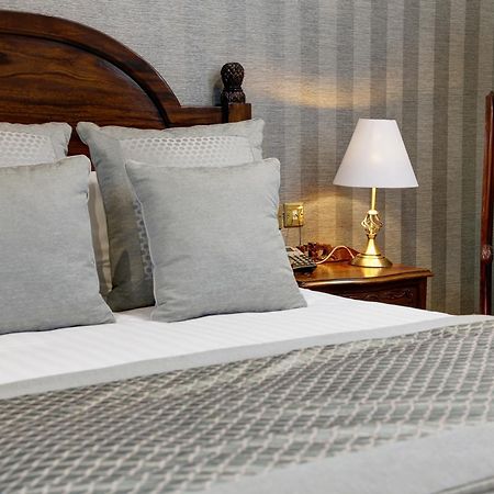 Mere Court Hotel Knutsford Bilik gambar